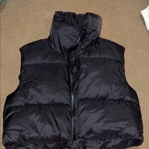 UNWORN Black Puffer Vest